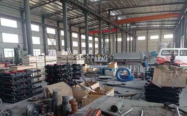 速閉式閘門操作注意事項(xiàng)(圖1) 微信圖片_20210721144647_副本.jpg