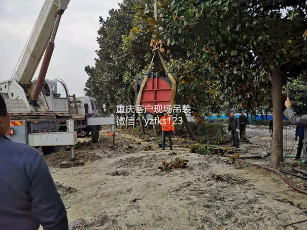 重慶鑄鐵閘門廠家出貨現(xiàn)場(chǎng)(圖2) 151d72faf4f7e70dd5460032d266cc42_副本.jpg